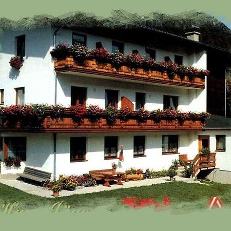 Apartments Jaeger Trins Bagian luar foto